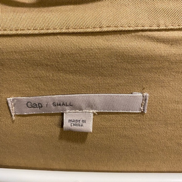 Gap Womens beige raincoat Size Small - Picture 3 of 3